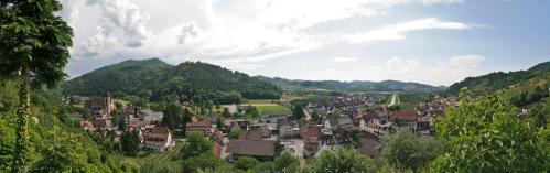 Gasthof Und Pension Zum Kreuz Lautenbach Екстериор снимка
