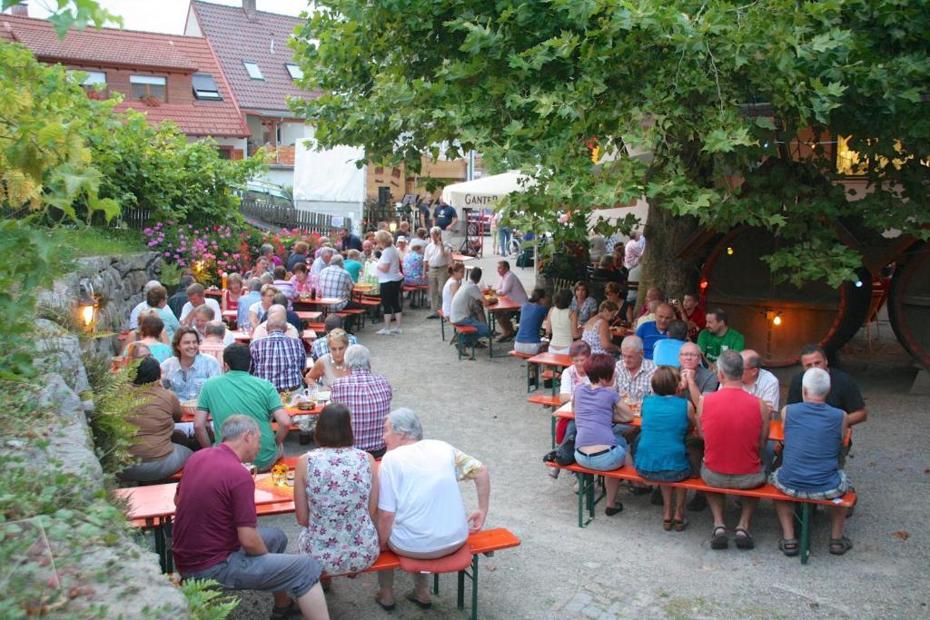Gasthof Und Pension Zum Kreuz Lautenbach Екстериор снимка